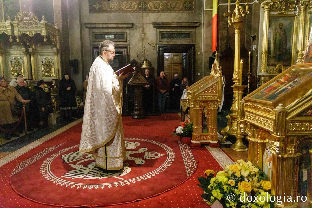 Liturghie arhierească la Catedrala Mitropolitană din Iași  în cinstea Sfinților Trei Ierarhi / Foto: pr. Silviu Cluci